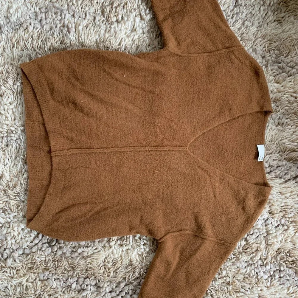 Wilfred Free Hush Knit V Neck Chestnut Brown Sweater - Picture 2 of 9